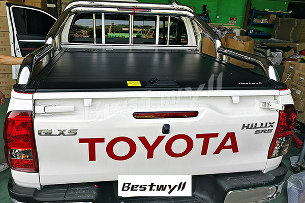 Toyota-Hilux-SRS